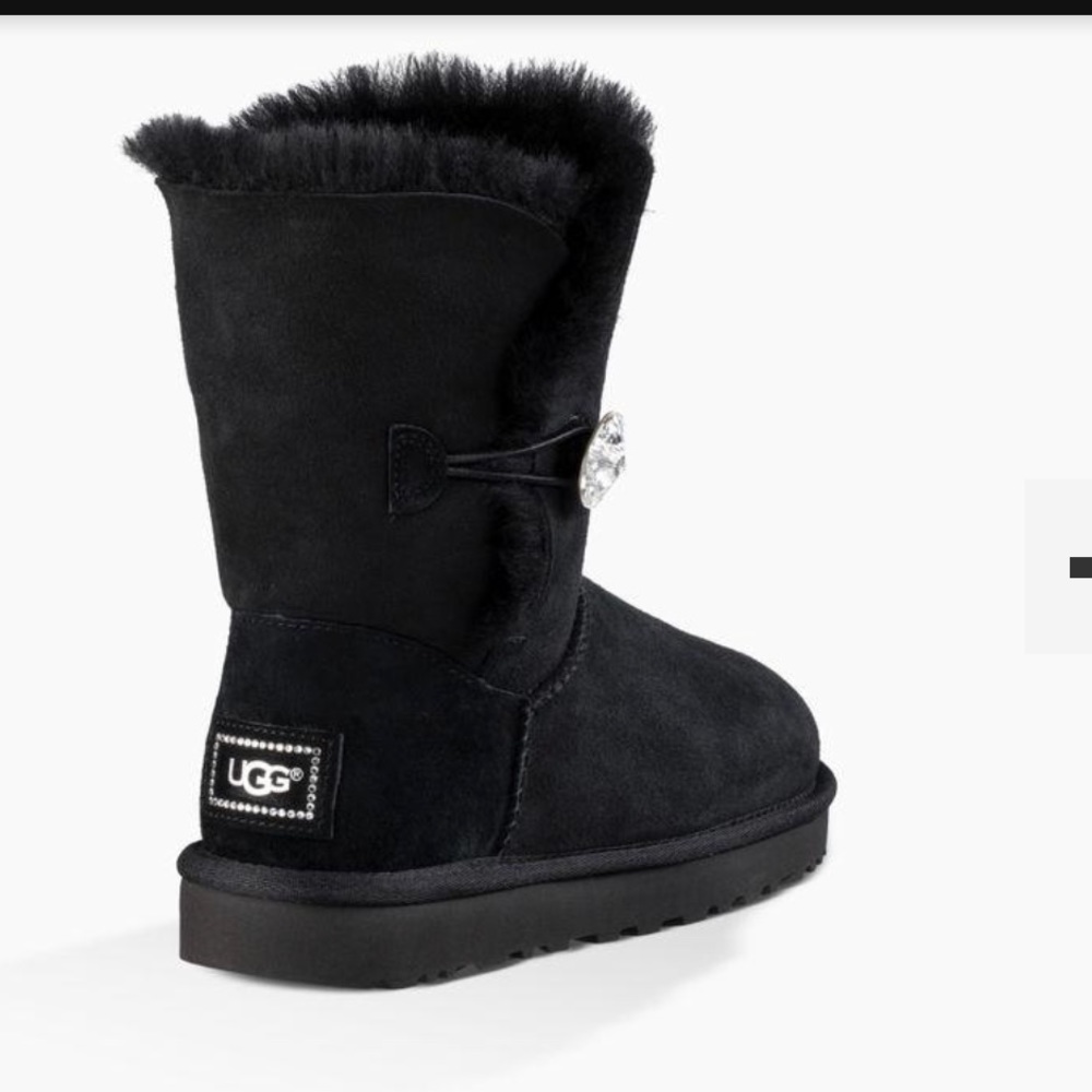 Bailey Button Black Uggs